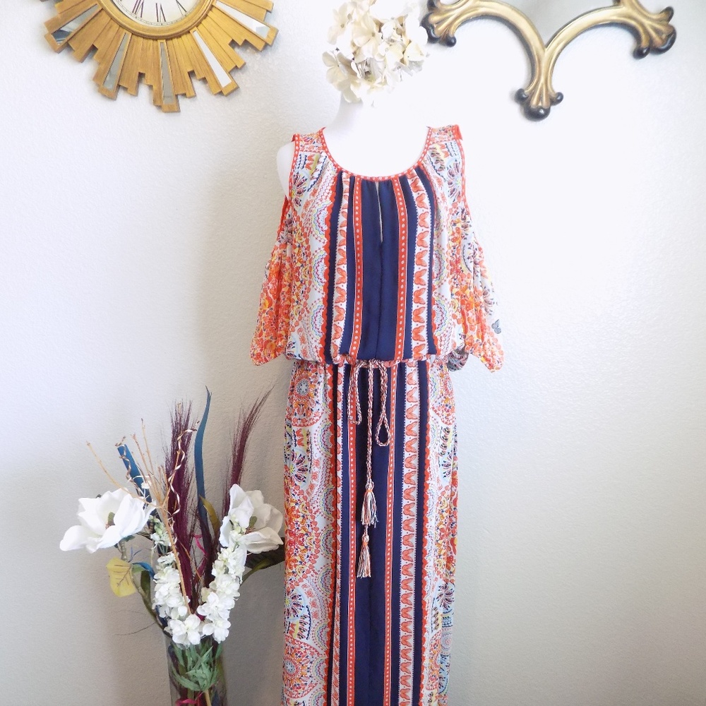 Cold Shoulder Maxi Dress
